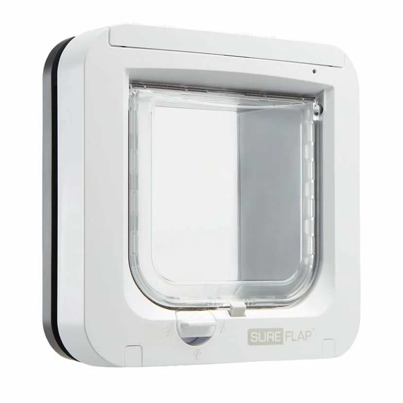 Sure Petcare SureFlap Mikrochip-Katzenklappe, batteriebetrieben, kompatibel mit RFID-Halsbandanhängern und Mikrochips, EIN-Knopf-Steuerung, Einbau in Türen, Glasscheiben und Wände, grau/weiß