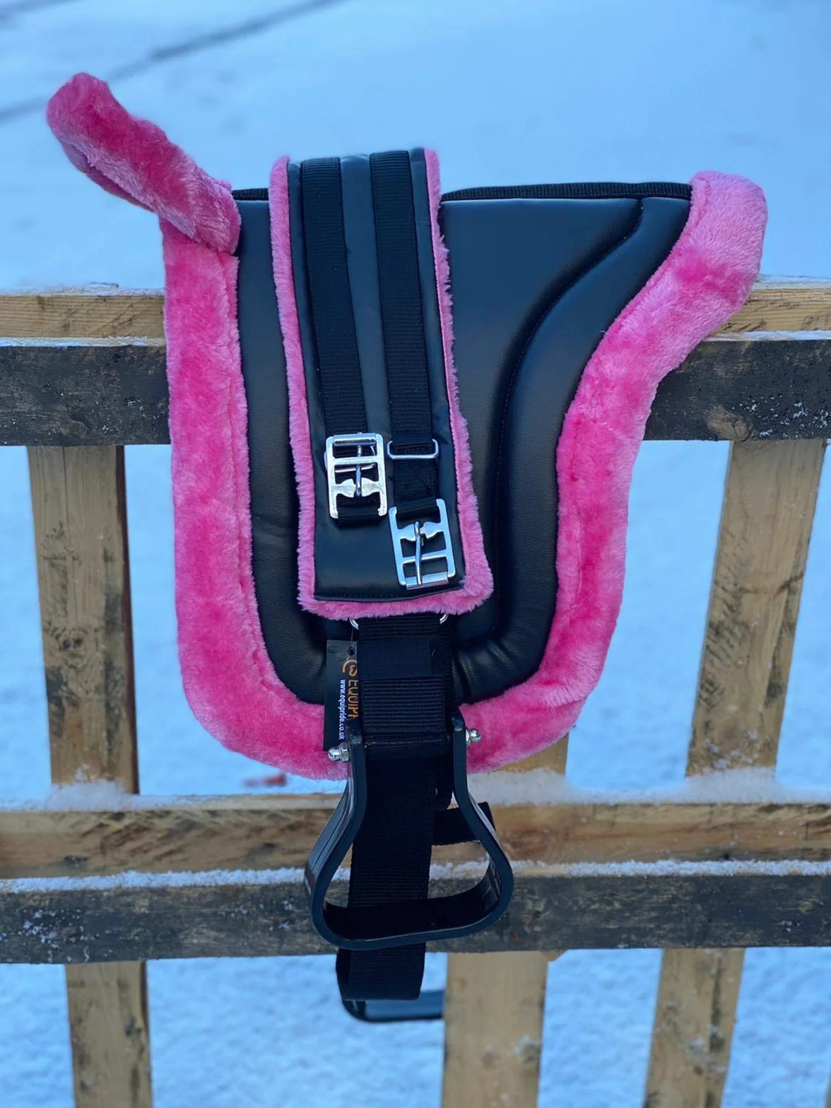 Bareback Reitunterlage Ponysattel mit Steigbügel und Gurt, eisrosa (voll)