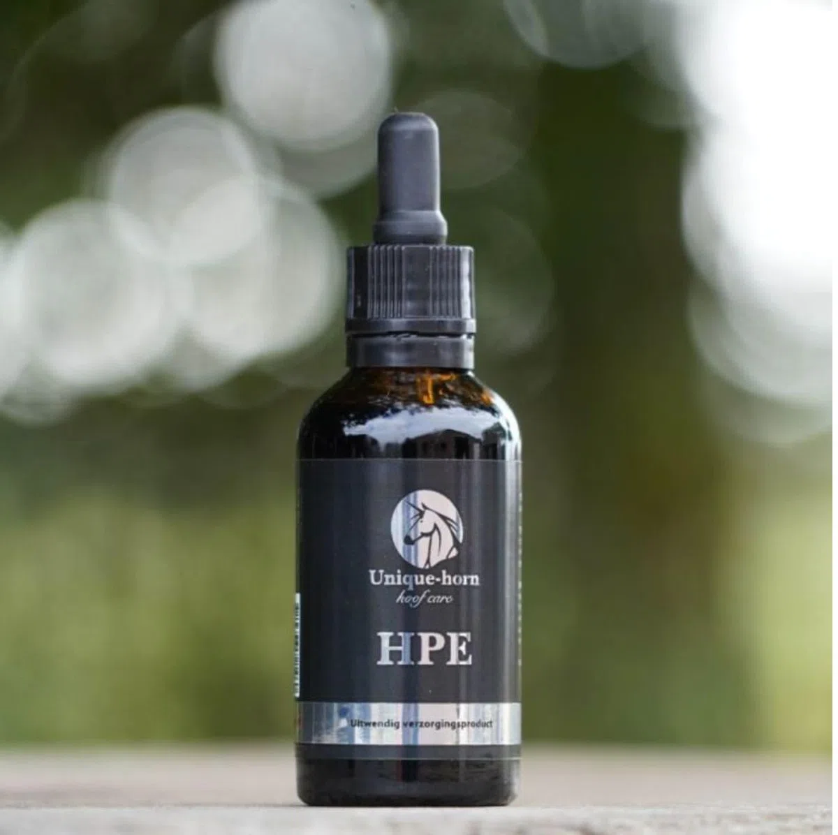 Unique-horn HPE für Pferde | Ultrastarkes Hufpflegeprodukt gegen Strahlfäule und Pilzinfektionen | Schnelle Anwendung | Antibakterielle Wirkung mit Propolis | Hufgesundheit | für jedes Pferd | 50 ml