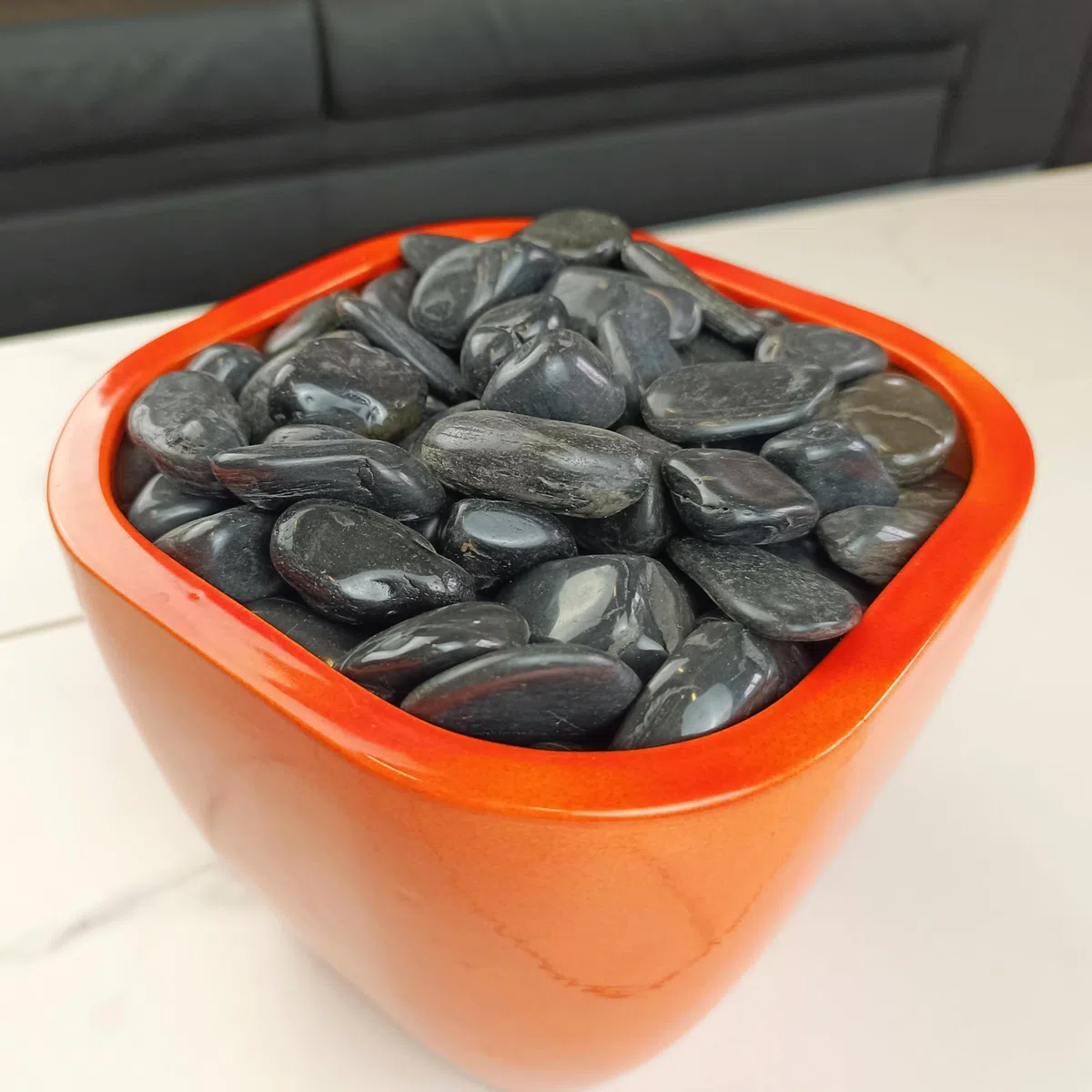 Dekosteine schwarz poliert 20 kg, Kieselsteine Garten 5-8 cm, Zierkies für Vasen, Flusssteine, Ziersteine, Flusssteine Pflanzen, Deko-Kies, Steine-Garten, Kies, Flusskiesel, Schwarze Steine Deko