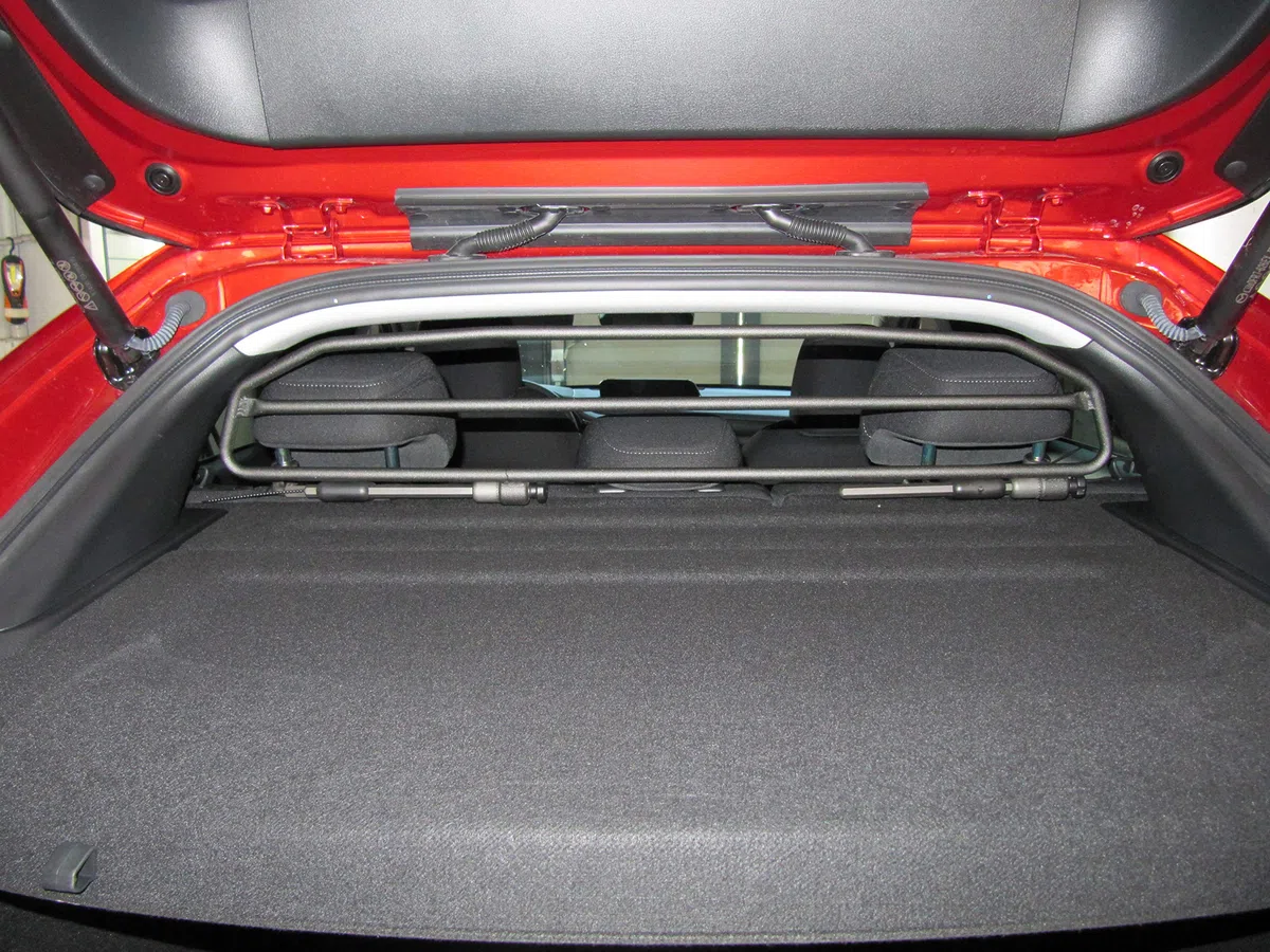ERGOTECH Trenngitter Hundegitter Schutzgitter kompatibel mit Mazda CX-30 (ab BJ 2019), RDA65HBG-2HXXS, für Hunde und Gepäck