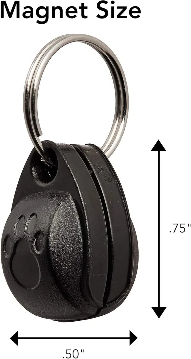 Cat Mate 4-Wege-verriegelbare elektromagnetische Katzenklappe (254) – Exklusiver Zugang für kleine bis mittelgroße Katzen mit Halsbandanhänger, geeignet für PVC, Holz und Wand, Weiß