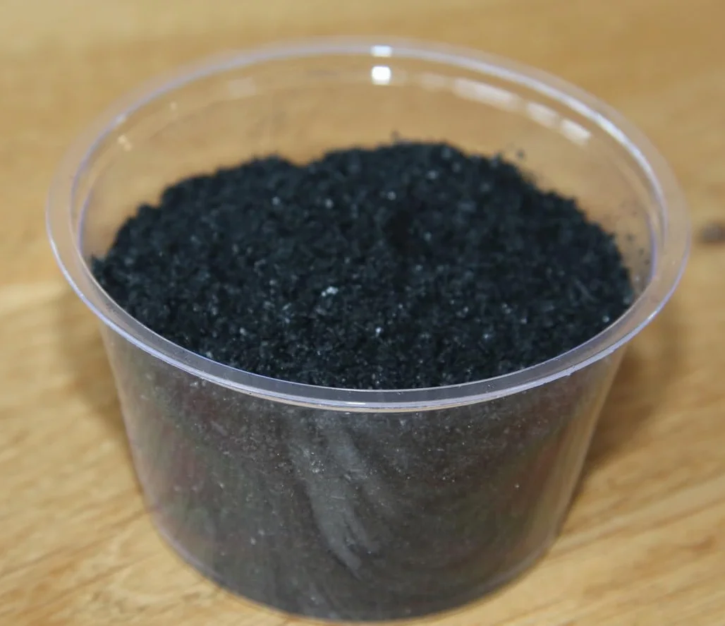 Futterkohle für Pferde - 5L Eimer Premium Futterkohle für eine gesunde Verdauung, zur Vorbeugung und als natürliche Sofort-Hilfe bei Koliken und Kotwasser