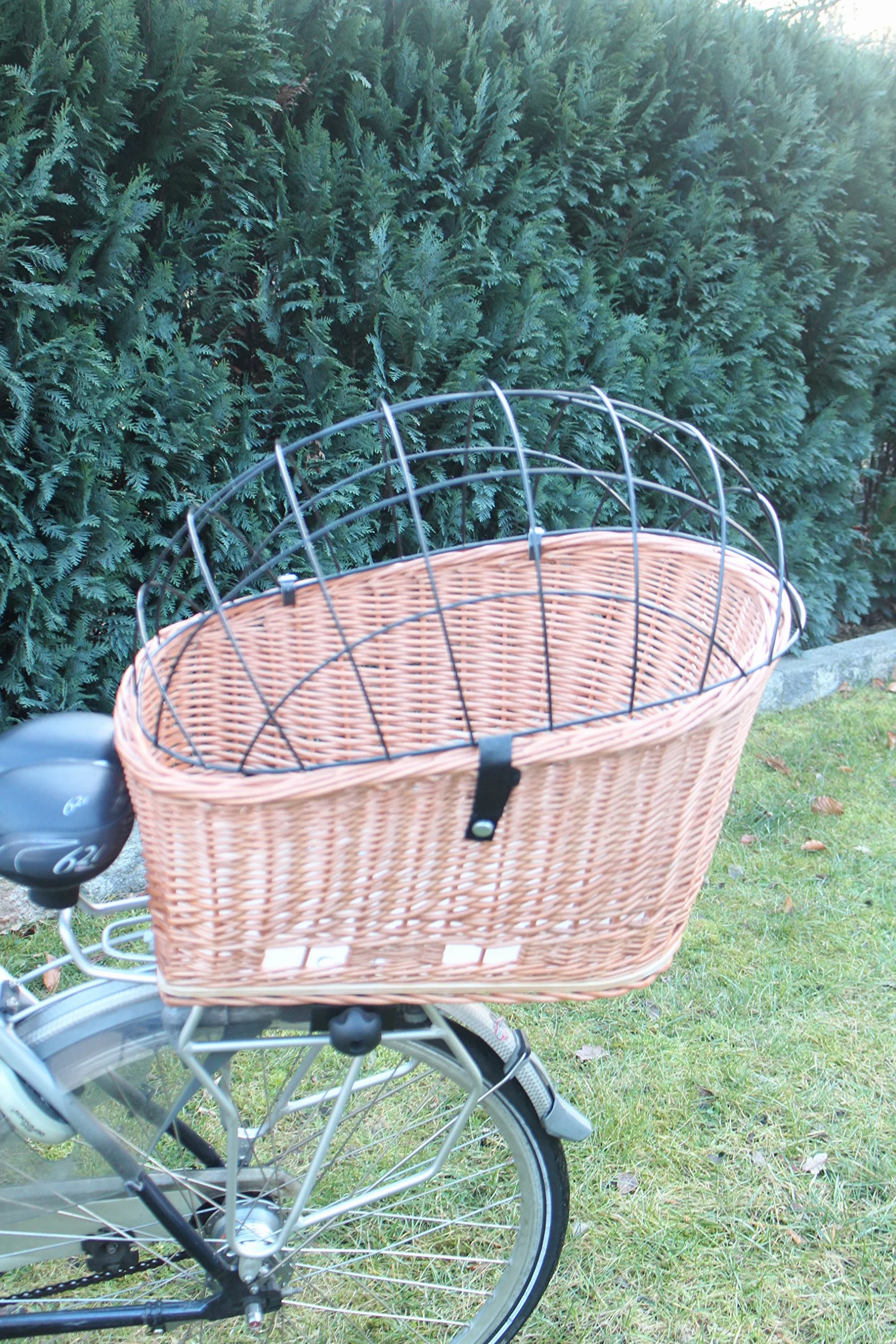 Marcus-Hundefahrradkorb XXL für Gepäckträger aus Weide mit Metallgitter und Kissen Gepäckträgerkorb Einkaufskorb
