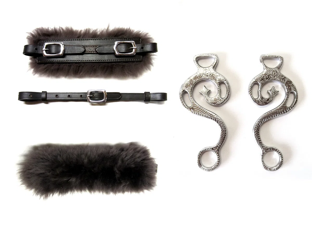 Set Hackamore Barock in Farbe Silber - Echt Schaffell - verziert
