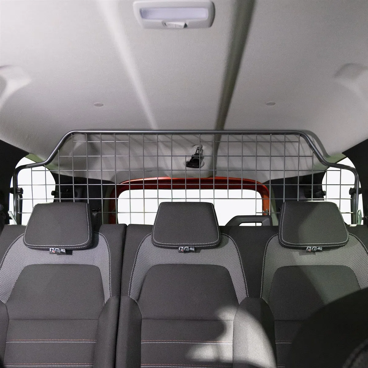 Travall Hundegitter für Dacia Jogger 2021+, fahrzeugspezifisches Trenngitter für den Kofferraum aus Stahl, passgenau für sicheren Hundetransport